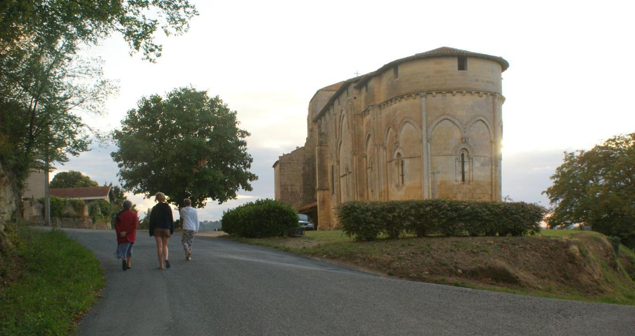 Romantic Gite Nr St Emilion With Private Pool And Views To Die For Pujols  Eksteriør bilde