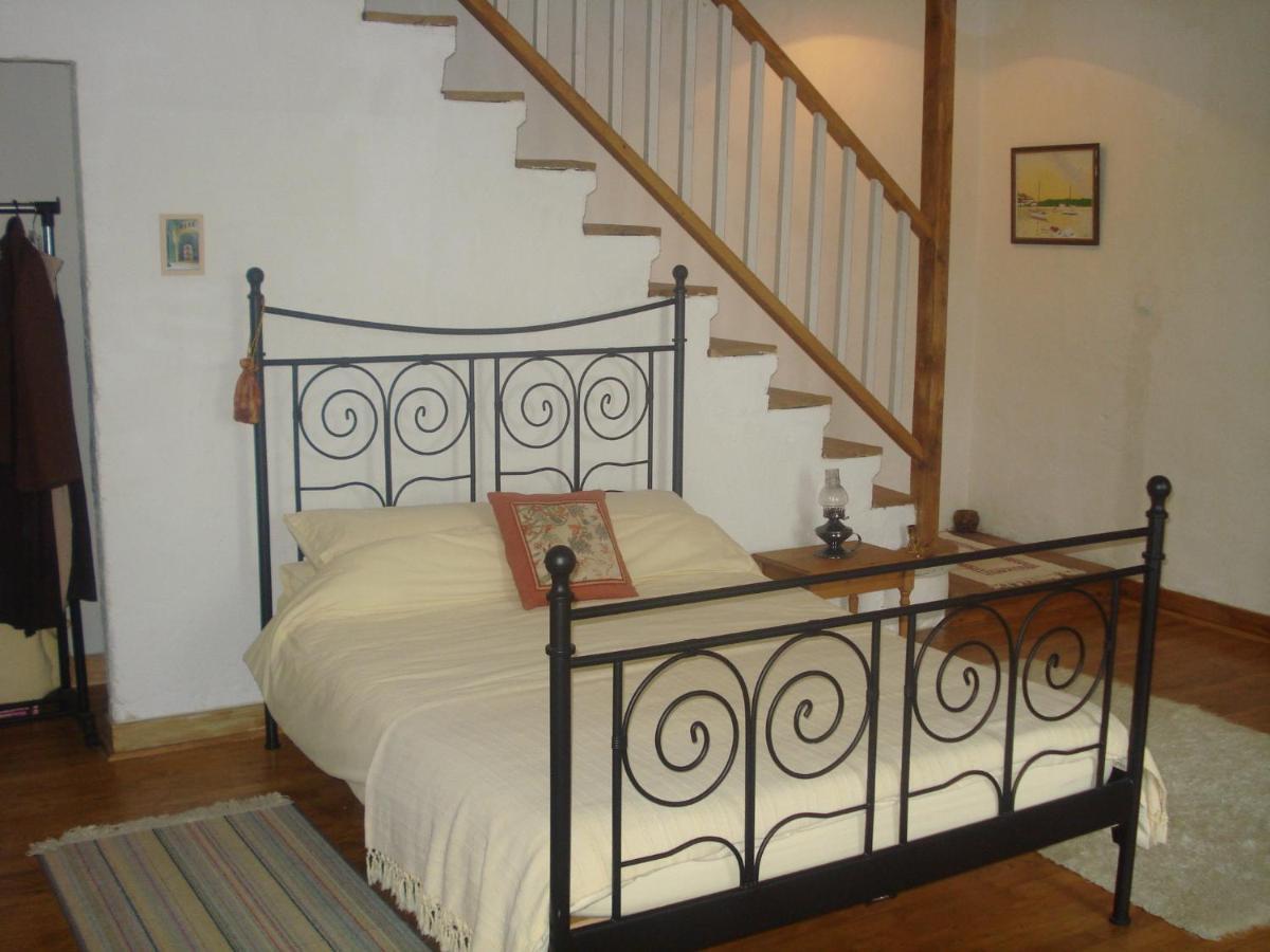 Romantic Gite Nr St Emilion With Private Pool And Views To Die For Pujols  Eksteriør bilde
